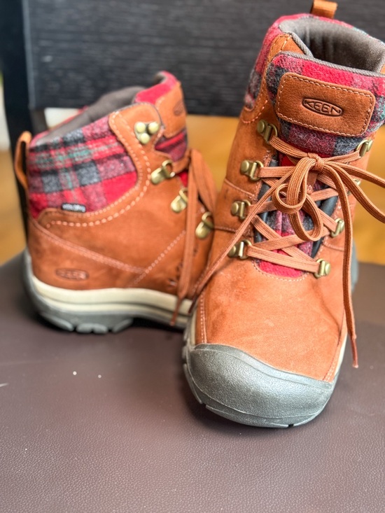 Keen Shoes - KEEN Kaci III Winter Mid Waterproof Boots Tortoise Shell Red Plaid Size 9